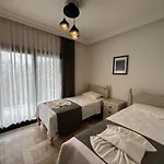 White Deluxe Oeluedeniz Villa