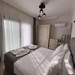 White Deluxe Oeluedeniz Βίλα *