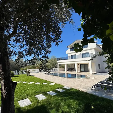 White Deluxe ölüdeniz Villa